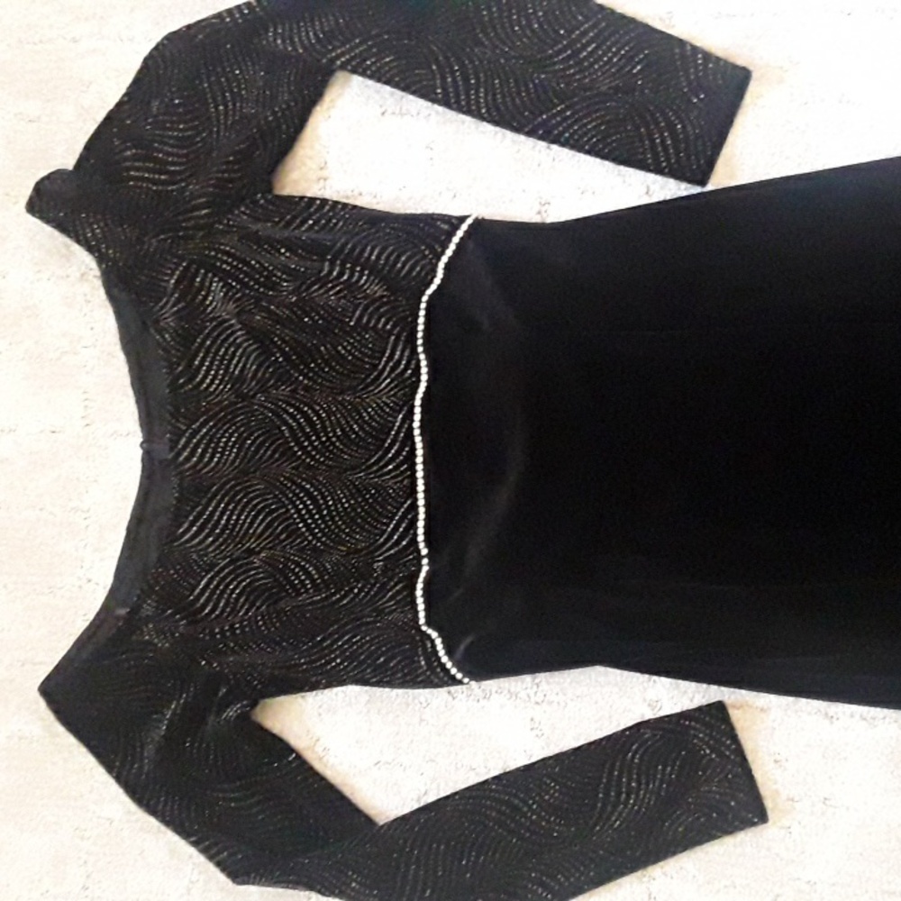SCOTT McCLINTOCK vintage Gown Black Velvet size 4